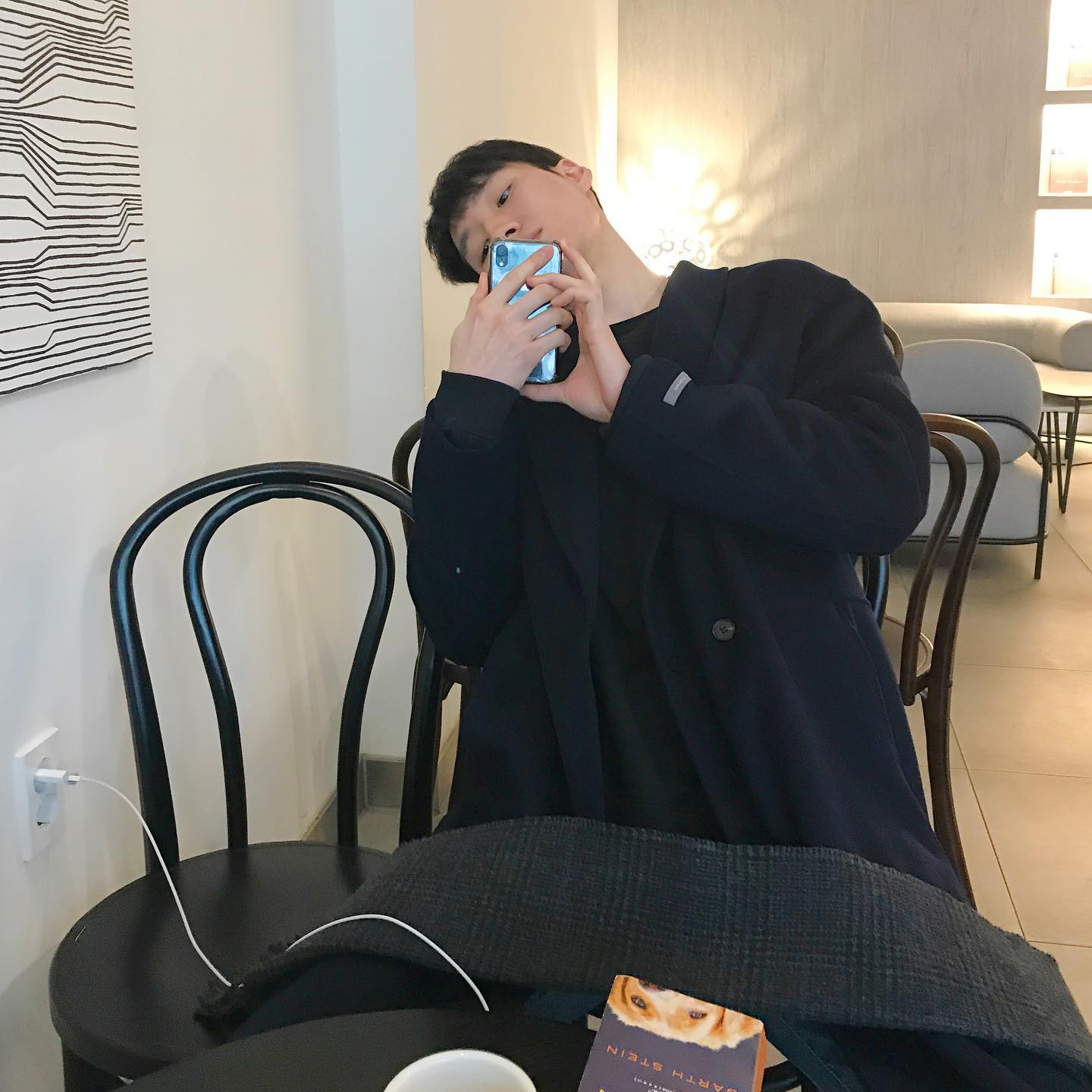 Instagram post by hongsoohyuk