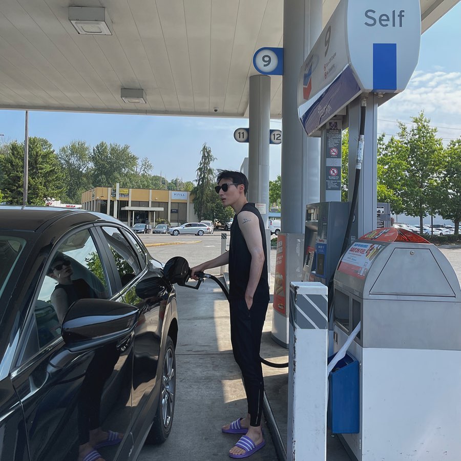 Instagram post by hongsoohyuk