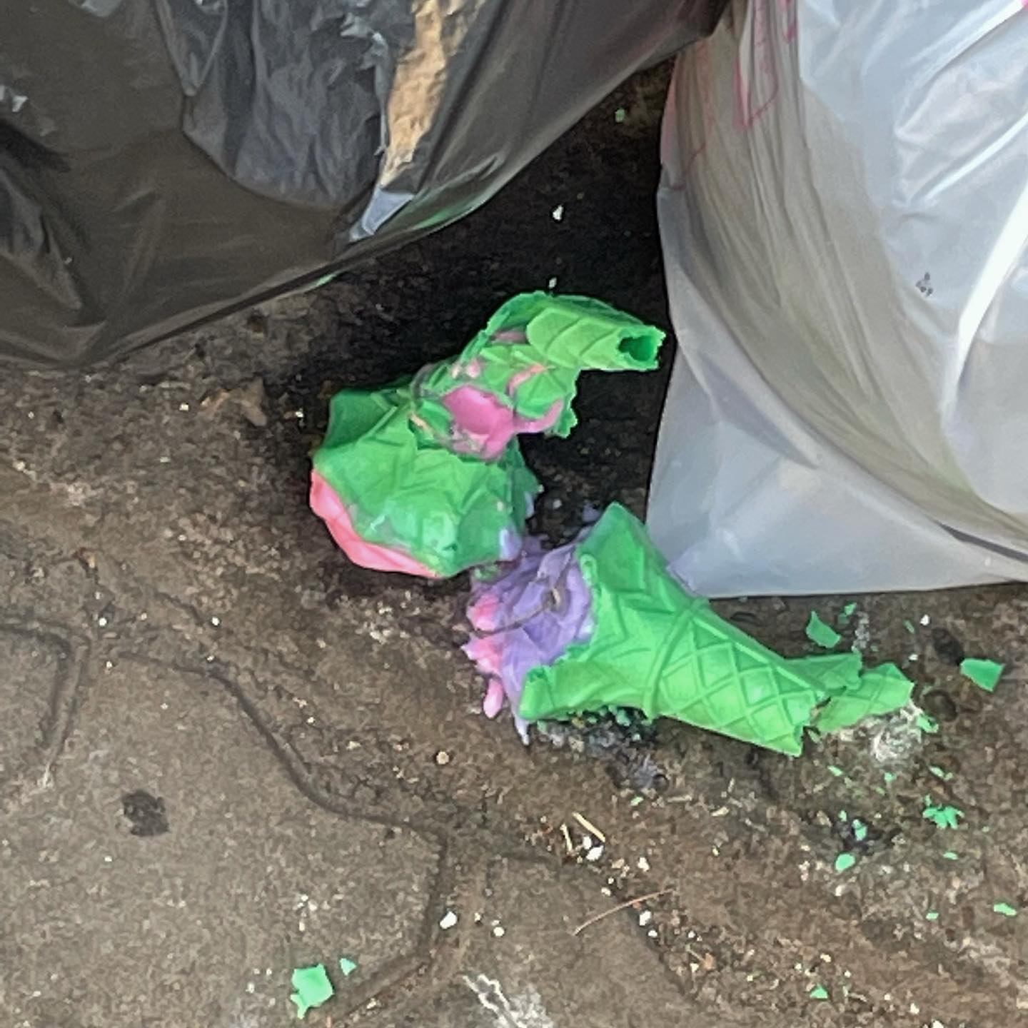 Instagram post by hongsoohyuk