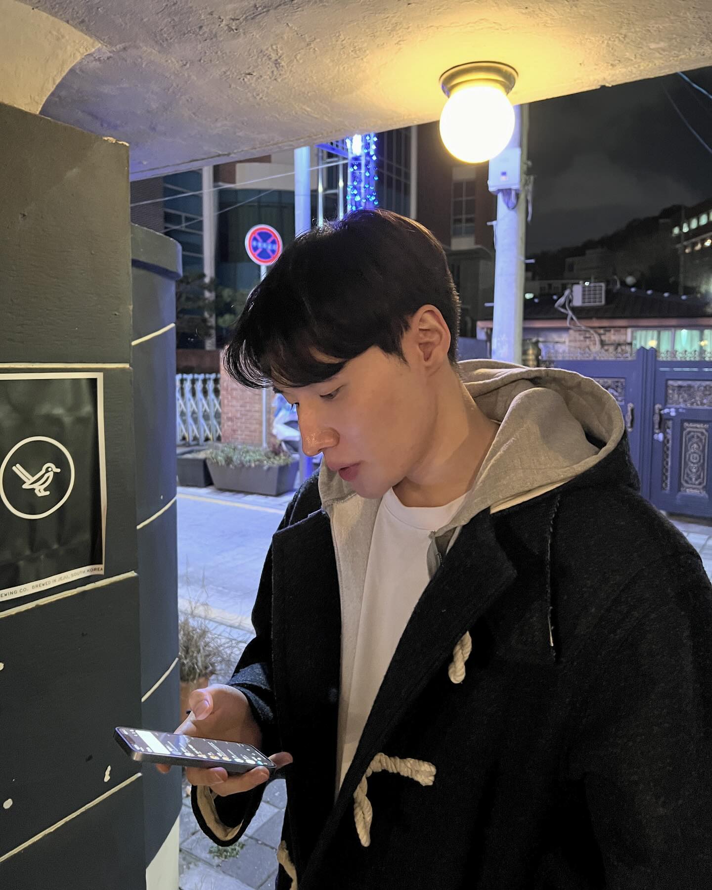 Instagram post by hongsoohyuk